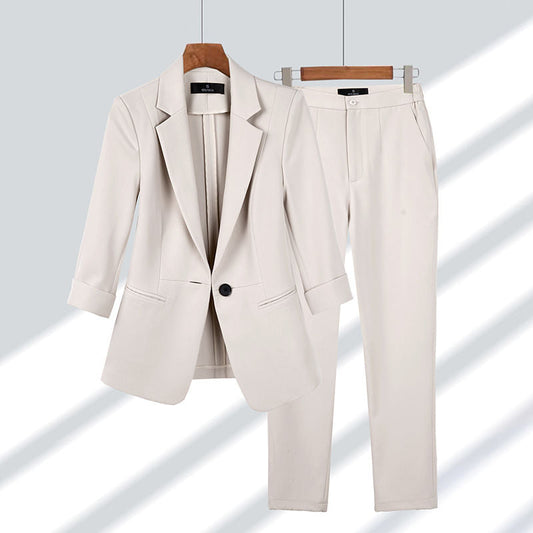 Abigail - Elegant colbert met comfortabele pantalon voor vrouwen