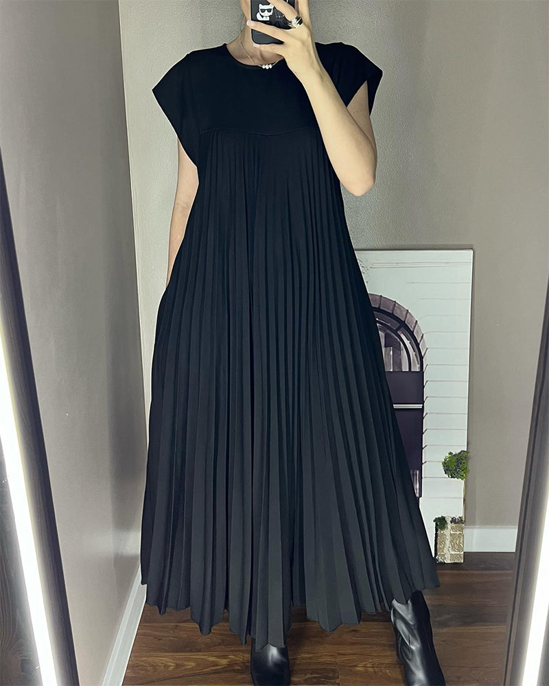 Evelynn - Elegant Pleated Dress